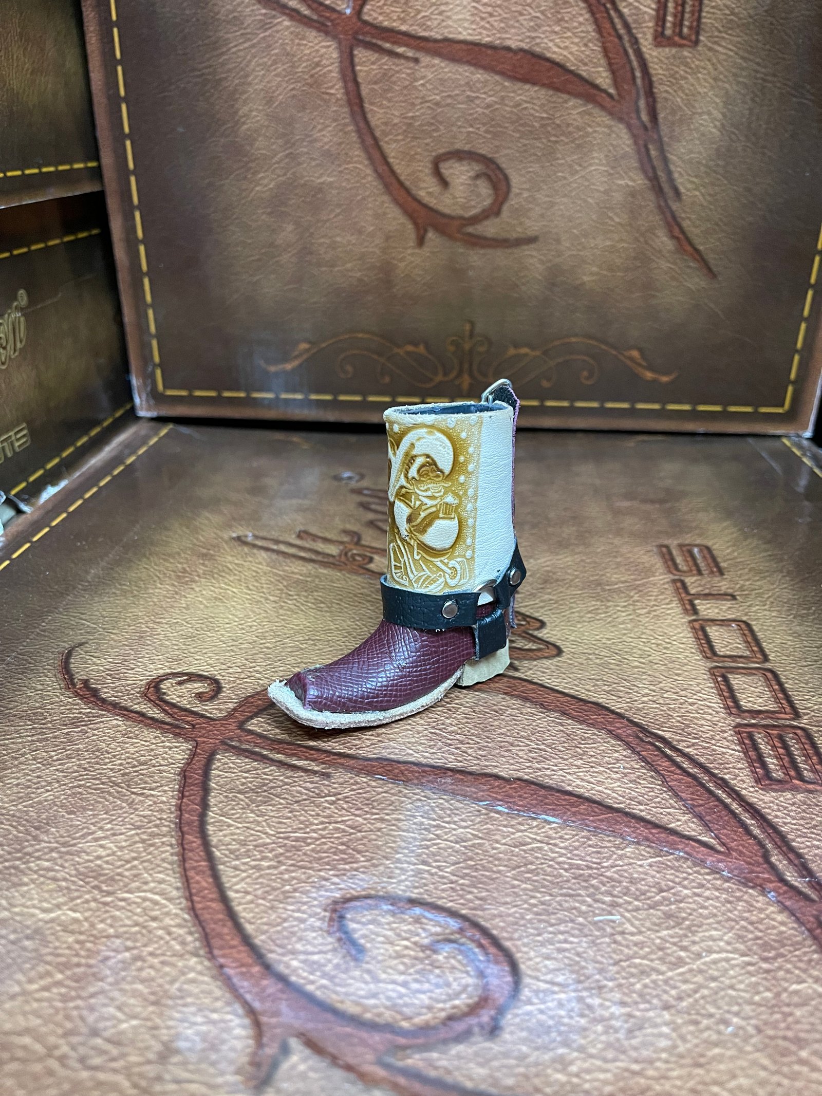 Lighter Holder Dark Wine