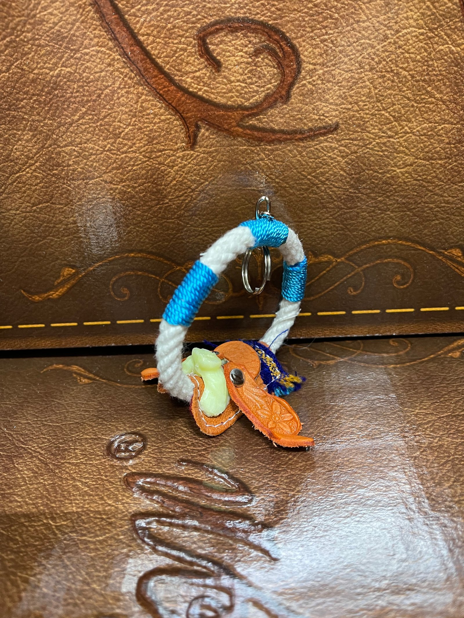 Saddle Lasso Aqua Blue